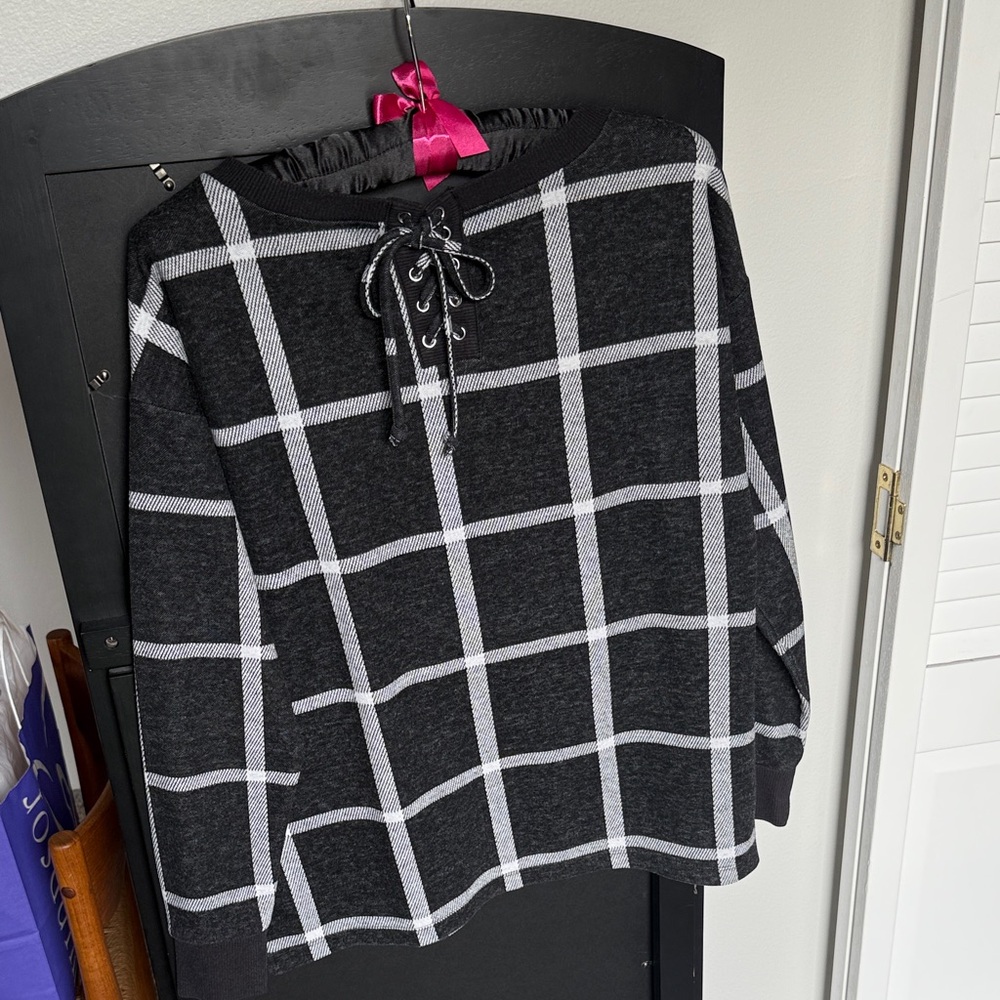 Liz Claiborne Black and Gray Plaid Lace-Up Sweater